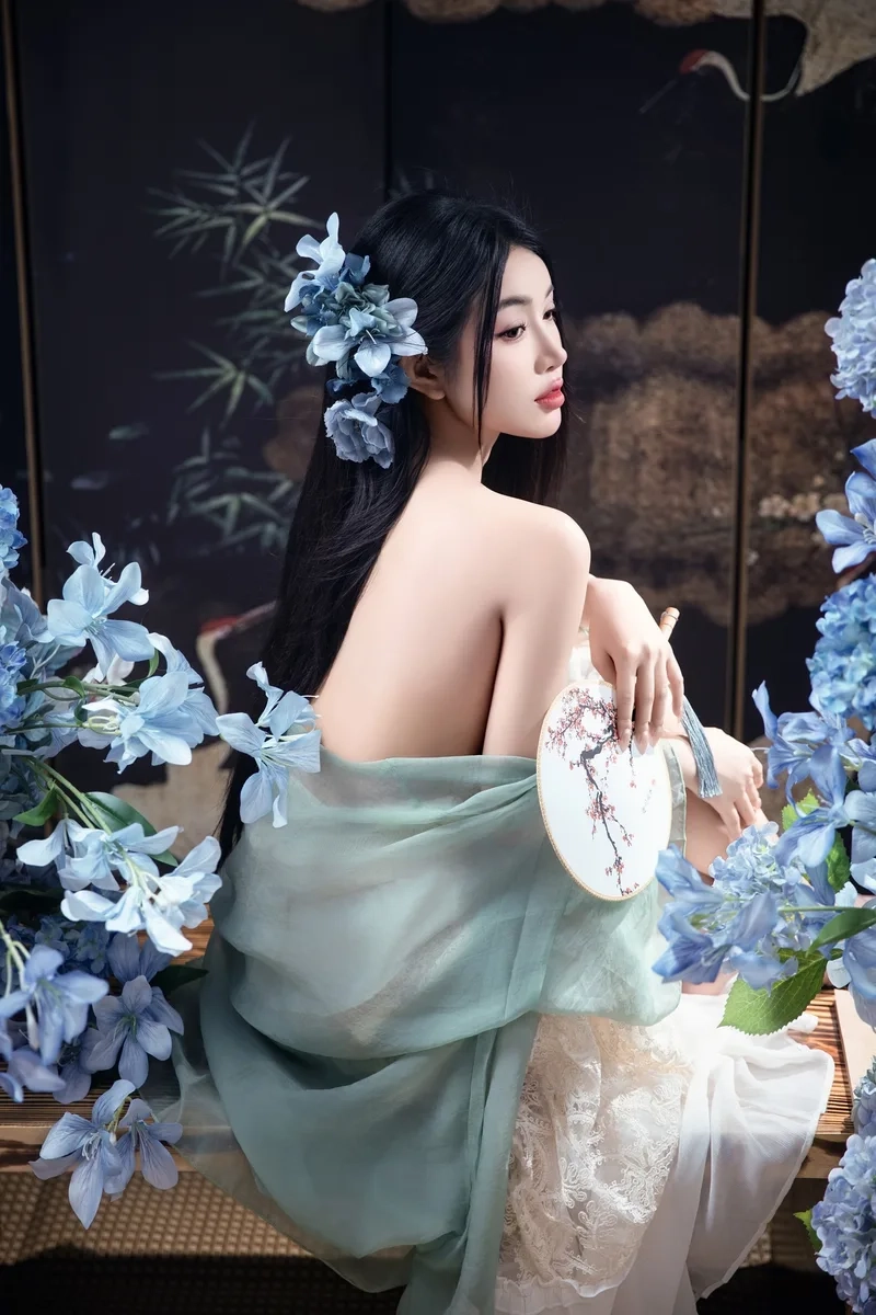 Thay đổi style cùng ảnh gái xinh làm ảnh đại diện