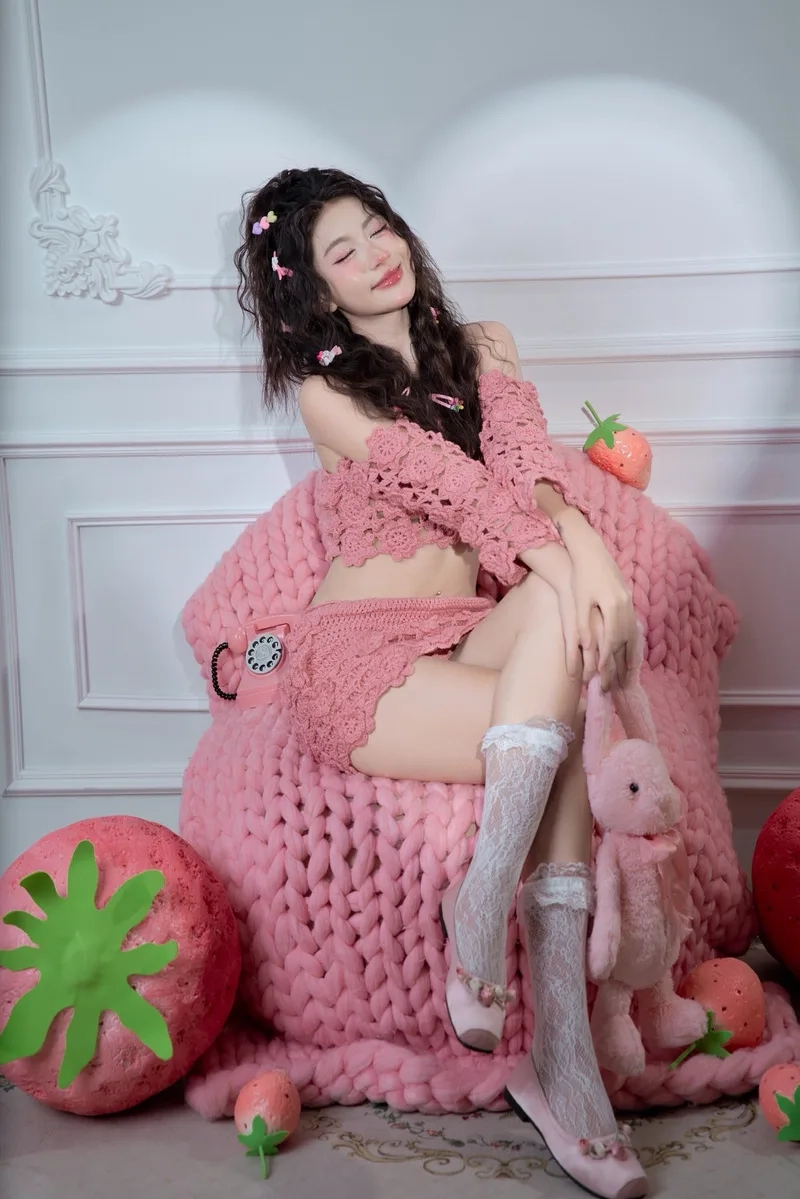 Ngắm lại ảnh gái xinh 9x trẻ trung cá tính và cuốn hút