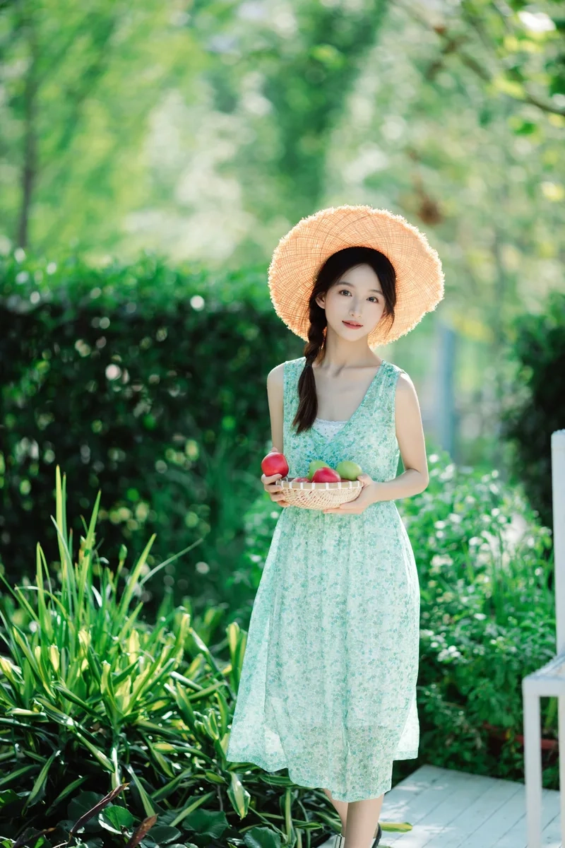 Chiêm ngưỡng nhan sắc ngọt ngào của Gái Trung Quốc đẹp tự nhiên