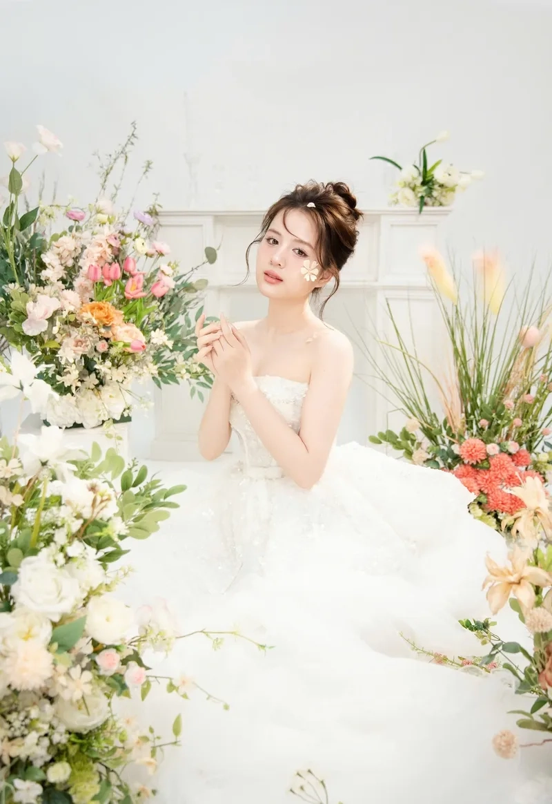 Tô điểm màn hình bằng Hình nền gái xinh Instagram rạng rỡ