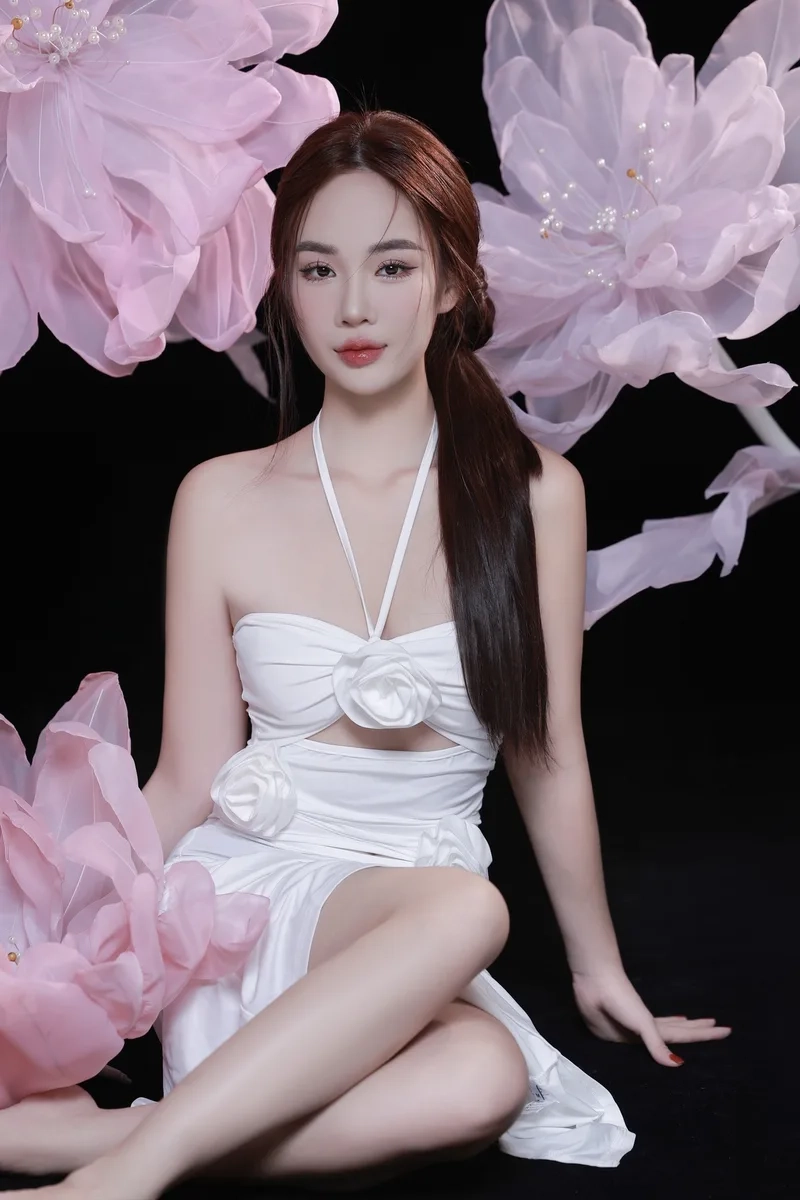 Cập nhật avatar cute cô gái tươi tắn cho ngày mới tràn năng lượng