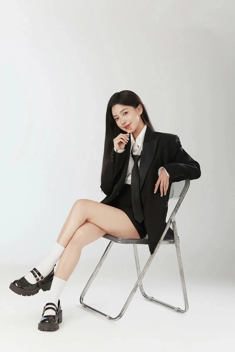 Cảm nhận sự tinh tế trong hình ảnh các cô gái xinh đẹp