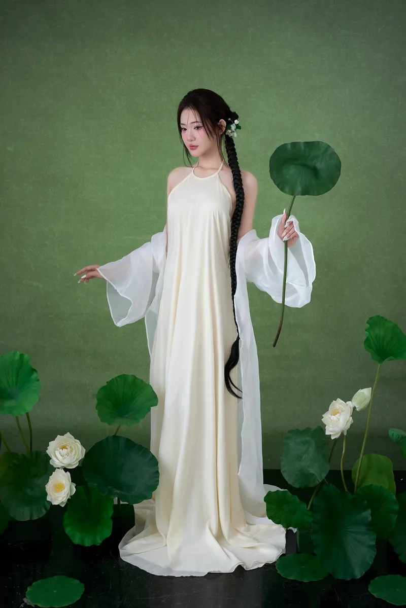 Tỏa sáng tự tin như gái xinh 18 tuổi giữa đời thường