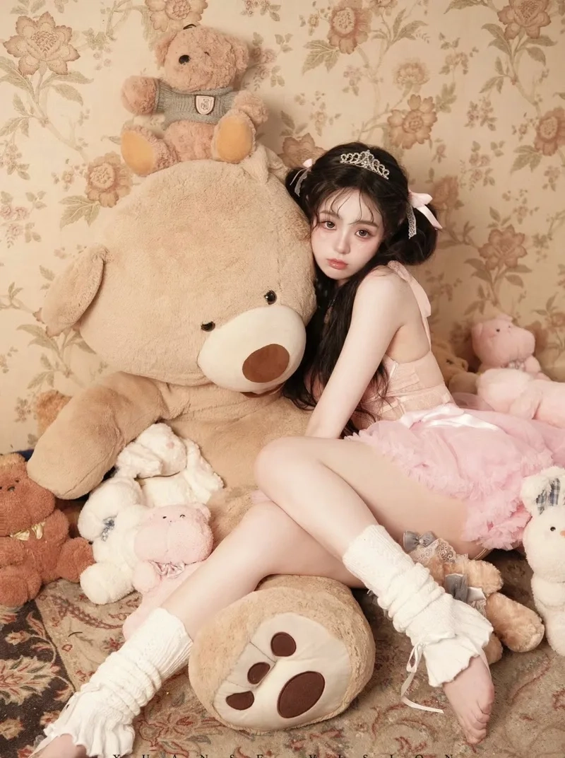 Dáng vẻ hồn nhiên đáng yêu của gái xinh 16 tuổi