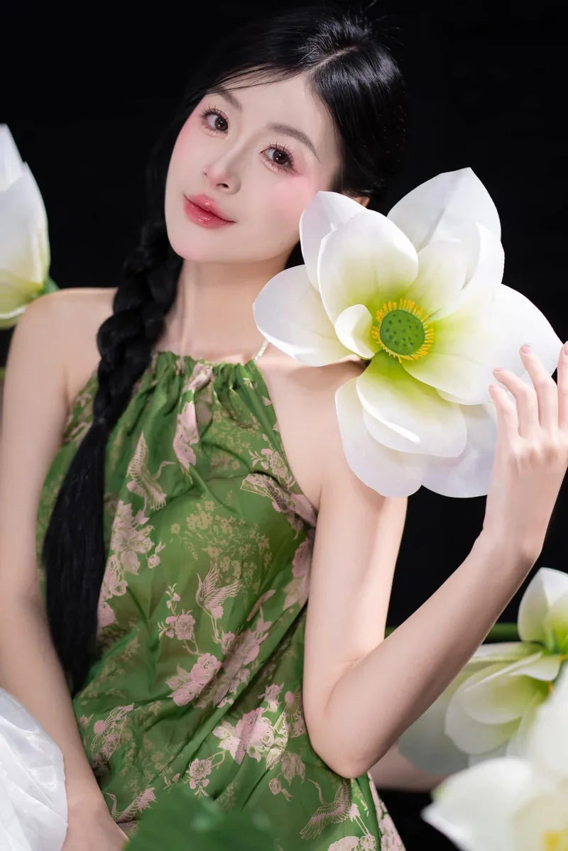 Gây thương nhớ với Ảnh gái xinh tóc dài đẹp che mặt đầy cuốn hút