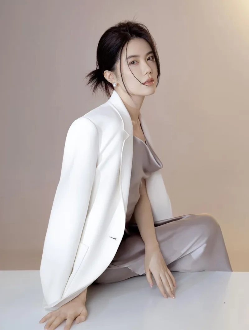 Tự tin tỏa sáng với ảnh avatar gái đẹp đầy sức sống