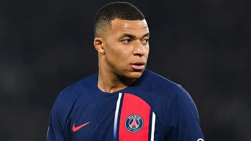 Tăng sức mạnh Mbappé để dẫn đầu bảng xếp hạng game
