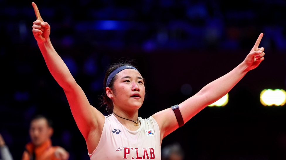 An Se-young ăn mừng sau chiến thắng tại BWF World Tour Finals