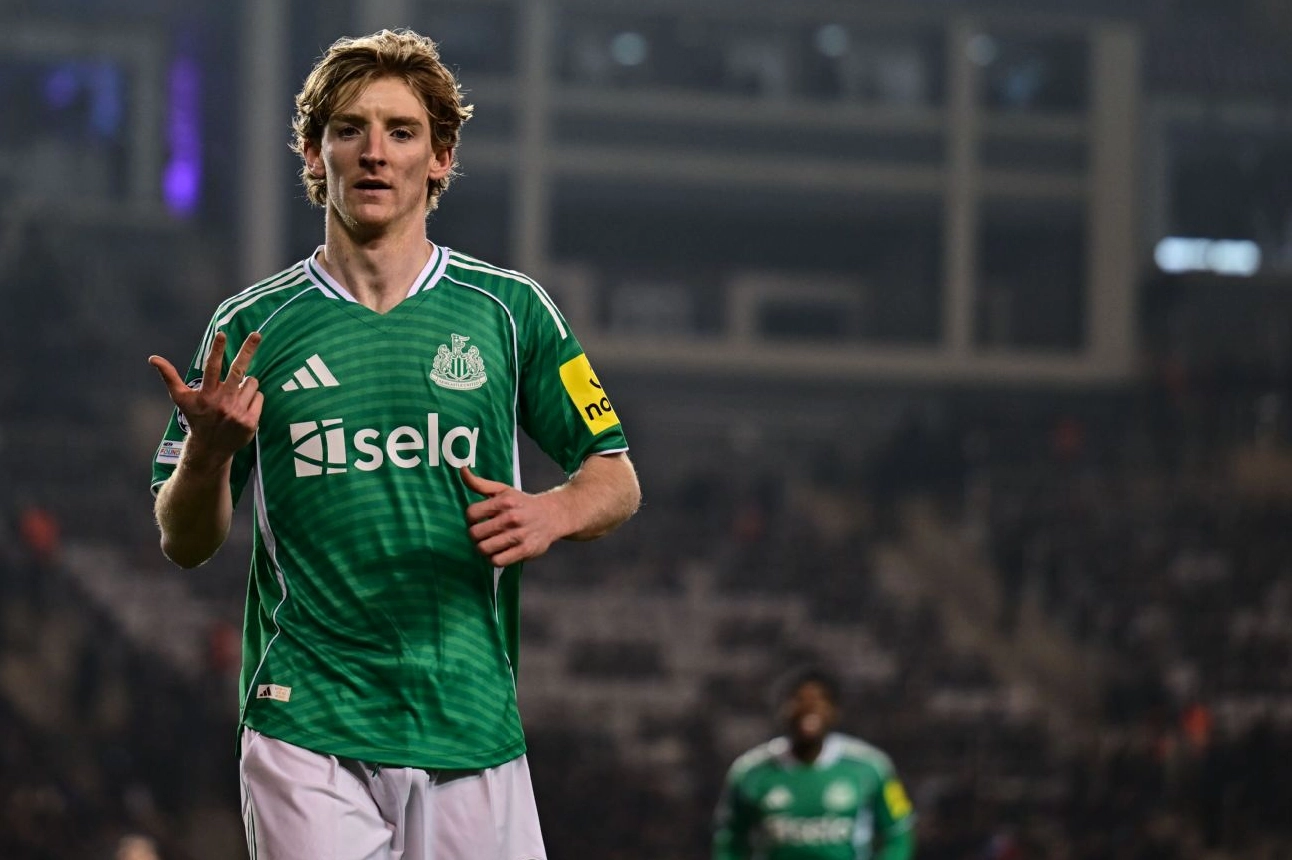 Tin đồn chuyển nhượng Anthony Gordon