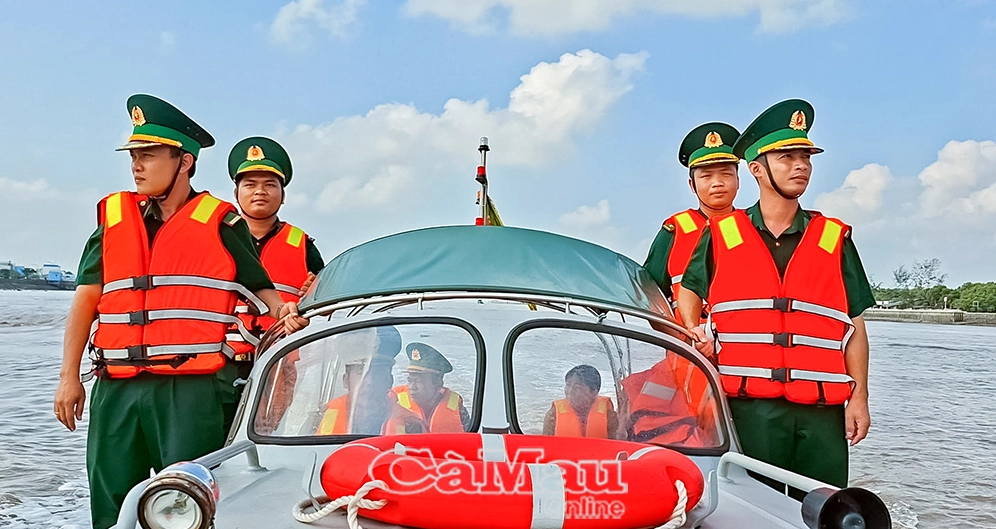 Bối cảnh căng thẳng trong những cuộc tuần tra thực địa của lực lượng chức năng