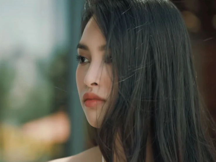 Cảm xúc đọng lại sau cùng là sự day dứt khó quên