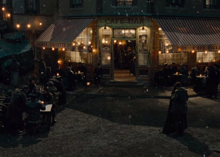 Diễn viên trong vai diễn thể hiện sự dũng cảm trên chiến trường