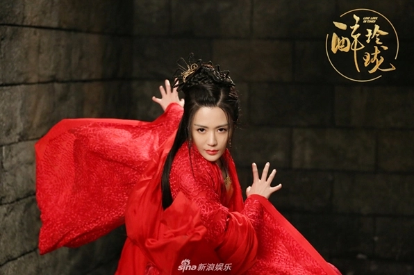 Diễn xuất nhập tâm của Lưu Thi Thi trong vai Thánh vu nữ