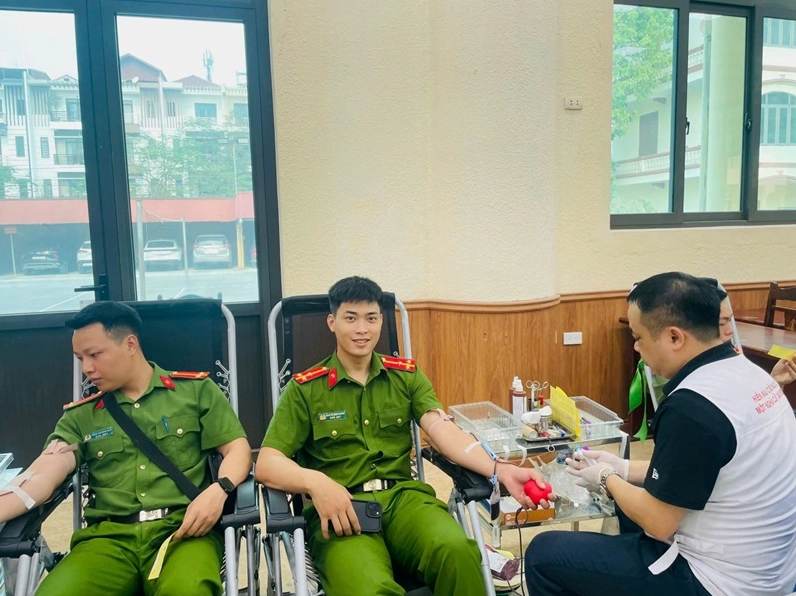 Hình ảnh minh họa tinh thần đoàn kết