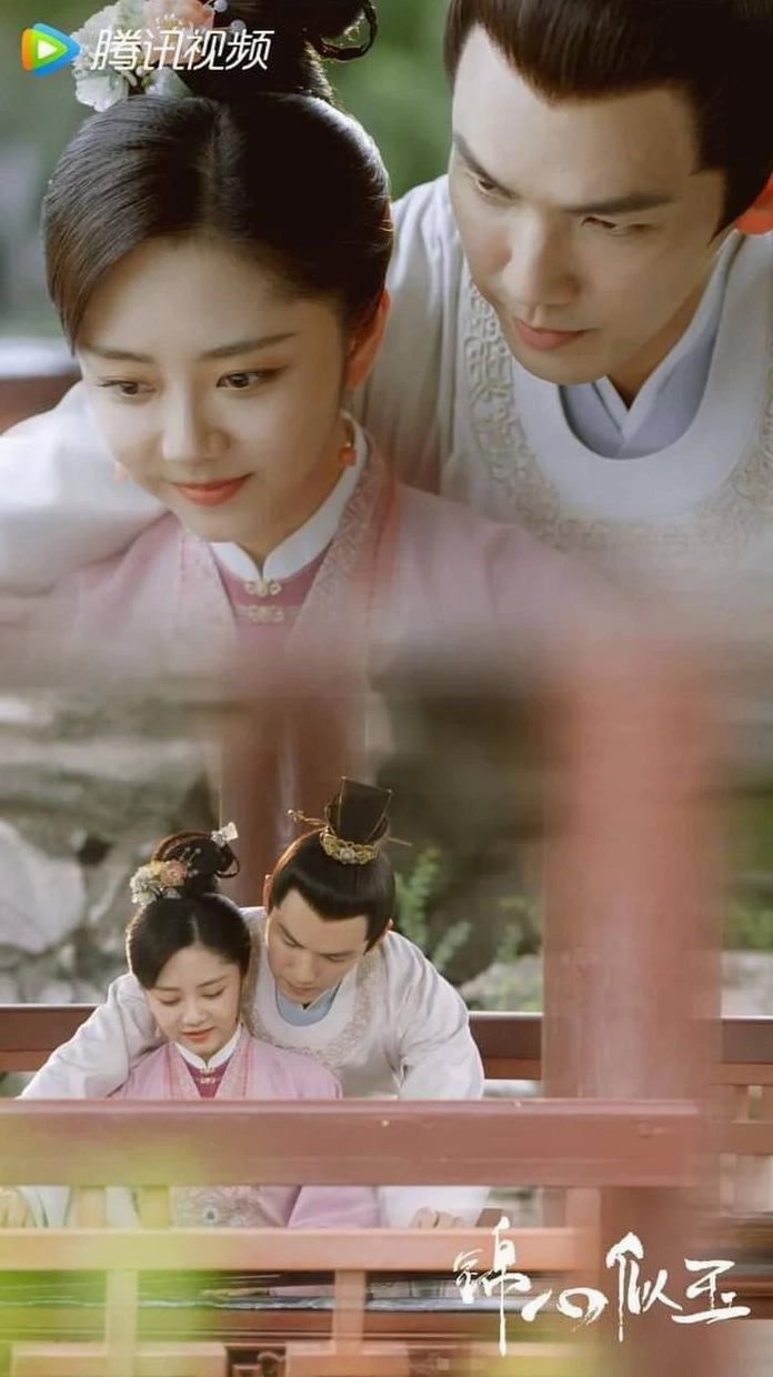 Một cảnh quay tình cảm giữa hai nhân vật chính