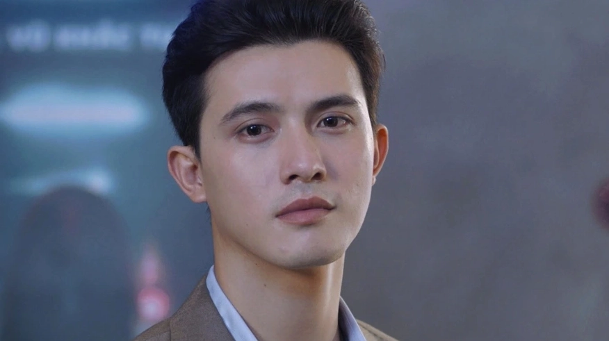 Nhân vật vượt qua muôn vàn gian khó để xây dựng cơ đồ