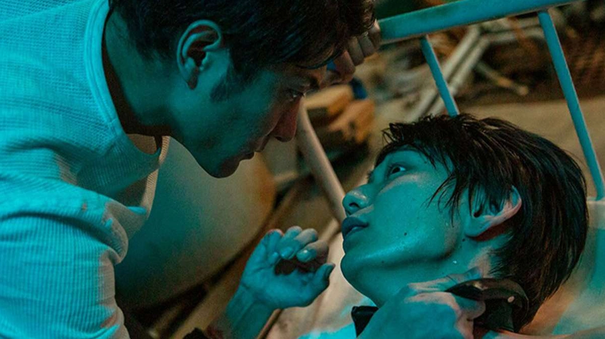 Những phân đoạn tình cảm lãng mạn đan xen giữa khói lửa chiến tranh