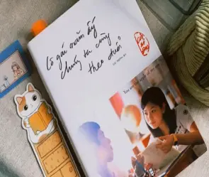 Review Cô gái năm ấy chúng ta cùng theo đuổi một thời thanh xuân rực rỡ