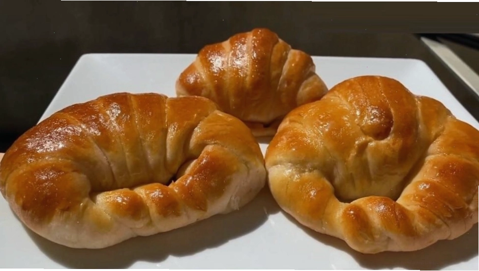 Thành phẩm bánh mì ngọt socola hấp dẫn