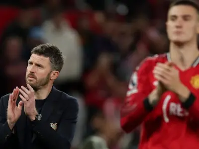 Hành trình sự nghiệp của Michael Carrick từ cầu thủ đến HLV